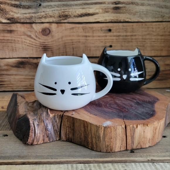 None Other - Coffe‎ or tea kitten's mug  white and black.